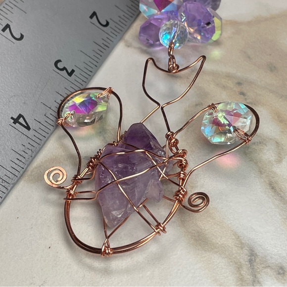 Amethyst Cat Angel Suncatcher Ornament With Lots Of Refractive Crystals - Picture 8 of 9